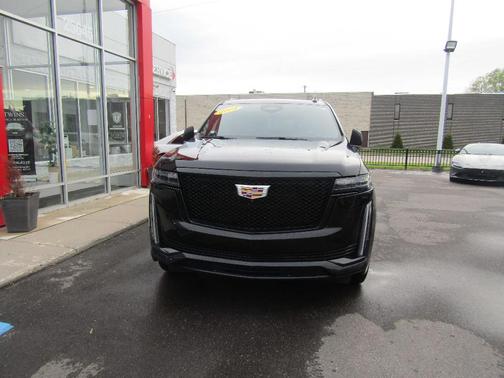 Black 2021 Cadillac Escalade Sport