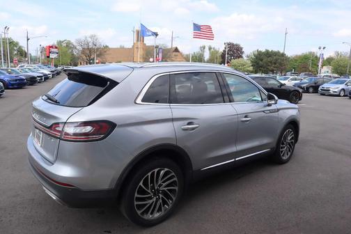 2020 Lincoln Nautilus Reserve