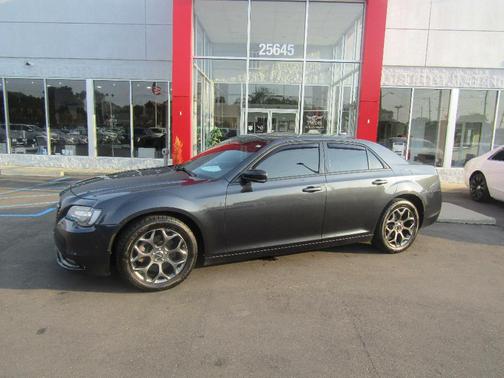 2017 Chrysler 300 S