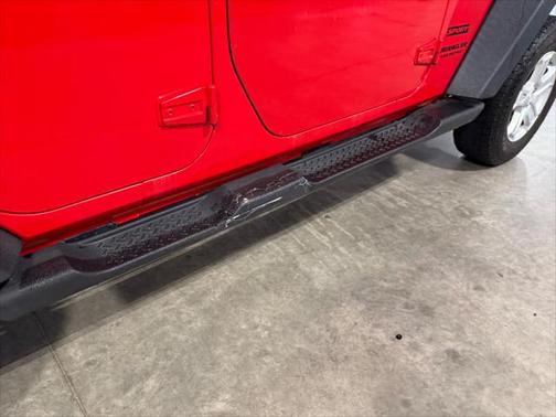 2017 Jeep Wrangler Unlimited Sport RHD