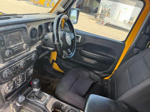 Hellayella Clearcoat 2021 Jeep Wrangler Unlimited Sport
