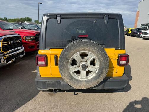 Hellayella Clearcoat 2021 Jeep Wrangler Unlimited Sport