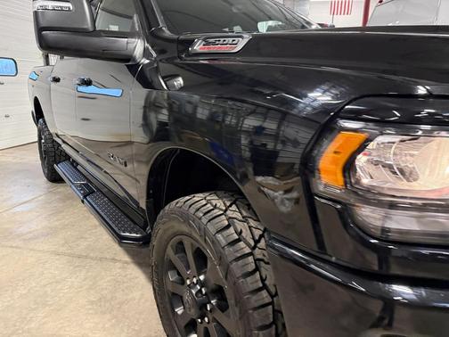 2024 RAM 2500 Big Horn Crew Cab 4x4 6'4' Box