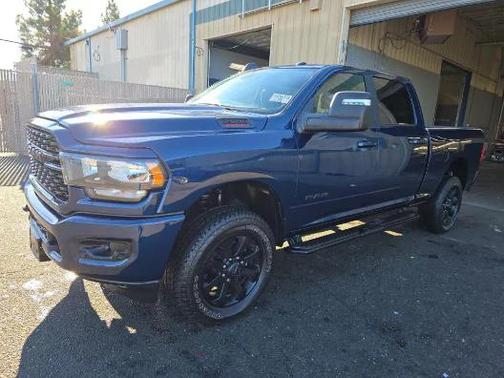 2024 RAM 2500 Big Horn Crew Cab 4x4