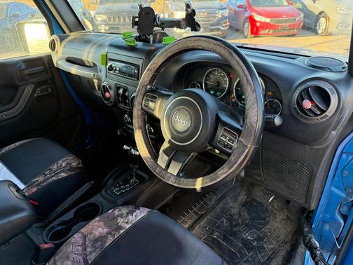 2016 Jeep Wrangler Unlimited Sport RHD