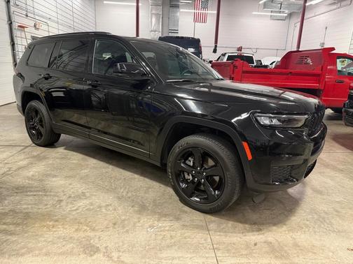 2024 Jeep Grand Cherokee Altitude