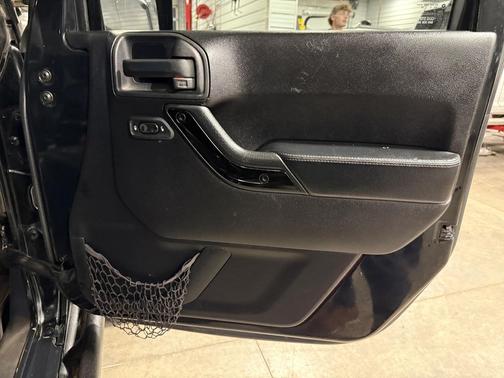 2015 Jeep Wrangler Unlimited Altitude