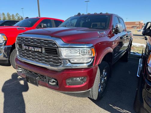 2022 RAM 2500 Limited Crew Cab 4x4 6'4' Box
