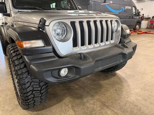 Billet Silver Metallic Clearcoat 2020 Jeep Wrangler Unlimited Sport