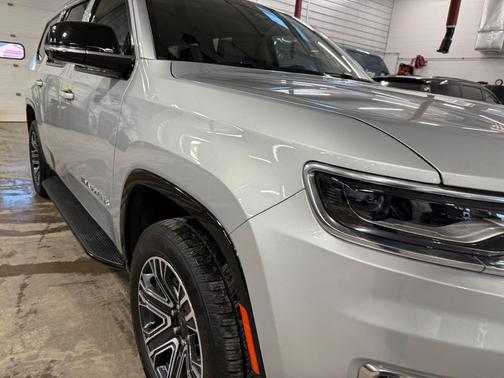 2024 Jeep Wagoneer Series II 4x4