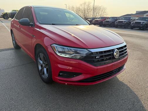 Tornado Red 2019 Volkswagen Jetta 1.4T R-Line