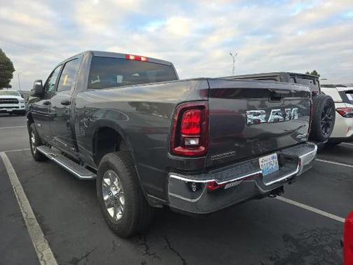 2025 RAM 2500 Big Horn Crew Cab 4x4 6'4' Box
