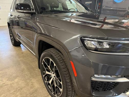 2022 Jeep Grand Cherokee 4xe Summit Reserve