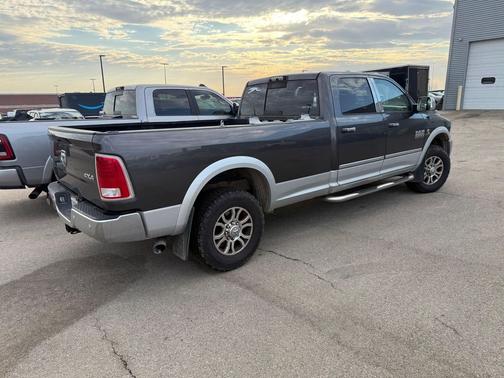 Granite Crystal Metallic Clearcoat 2016 RAM 2500 Laramie