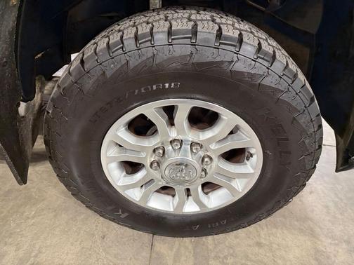 Granite Crystal Metallic Clearcoat 2016 RAM 2500 Laramie