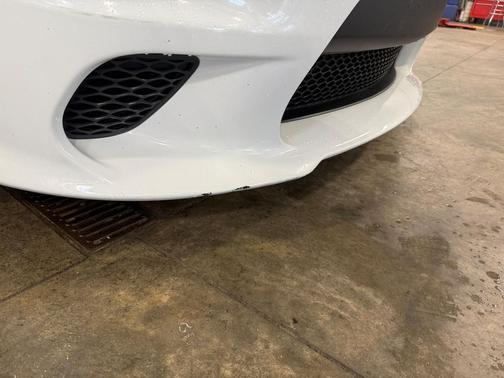 Bright White Clearcoat 2016 Dodge Charger SRT Hellcat