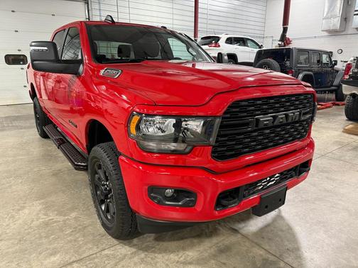 2024 RAM 2500 Big Horn Crew Cab 4x4 6'4' Box