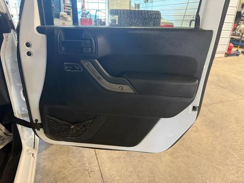 2018 Jeep Wrangler JK Unlimited Sport RHD