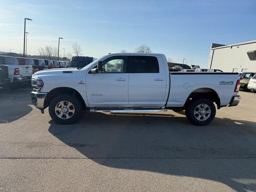 Bright White Clearcoat 2019 RAM 2500 Big Horn Crew Cab 4x4 6'4' Box
