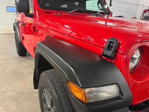 Firecracker Red Clearcoat 2024 Jeep Wrangler Sport