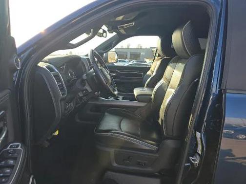 2021 RAM 2500 Laramie Crew Cab 4x4 6'4' Box