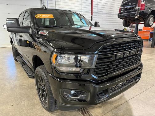 2024 RAM 2500 Big Horn Crew Cab 4x4 6'4' Box