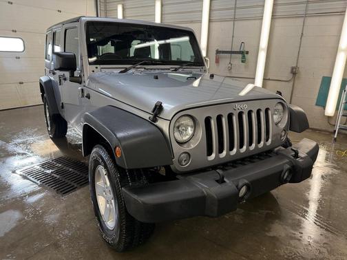 2014 Jeep Wrangler Unlimited Sport RHD