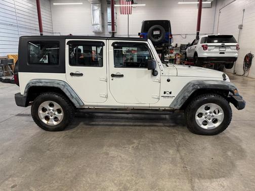 2009 Jeep Wrangler Unlimited X RHD