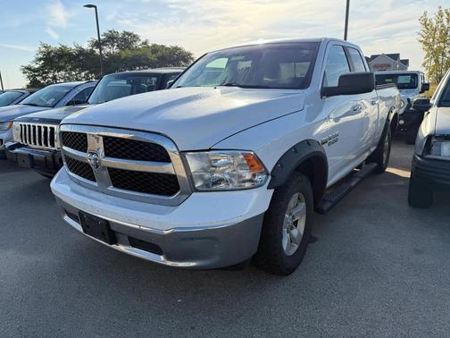 2017 RAM 1500 SLT