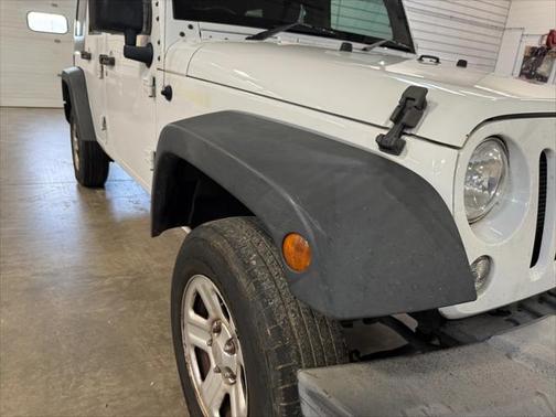 2016 Jeep Wrangler Unlimited Sport RHD