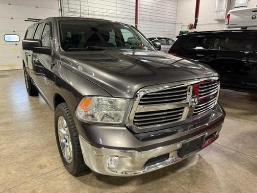 Granite Crystal Metallic Clearcoat 2017 RAM 1500 Big Horn