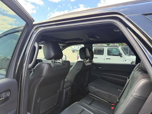 DB Black Clearcoat 2024 Dodge Durango GT Plus
