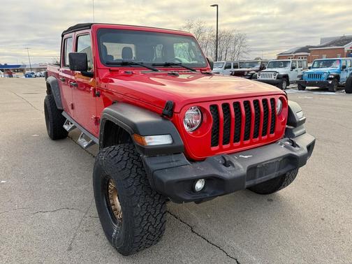 2020 Jeep Gladiator Sport S