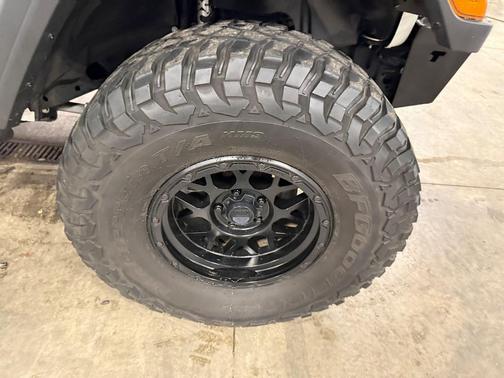 Bright White Clearcoat 2022 Jeep Wrangler Unlimited Sport