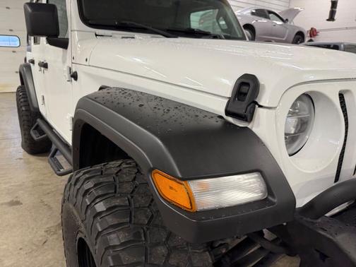 Bright White Clearcoat 2022 Jeep Wrangler Unlimited Sport