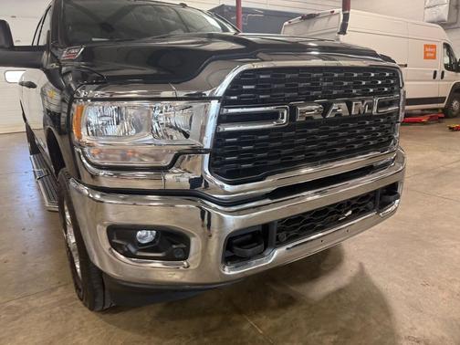 Black 2024 RAM 2500 Big Horn Crew Cab 4x4 6'4' Box