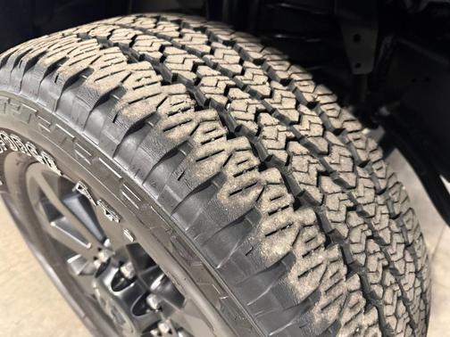 Black 2024 RAM 2500 Big Horn Crew Cab 4x4 6'4' Box