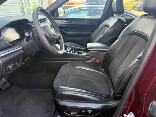 Velvet Red Pearlcoat 2024 Jeep Grand Cherokee L Altitude