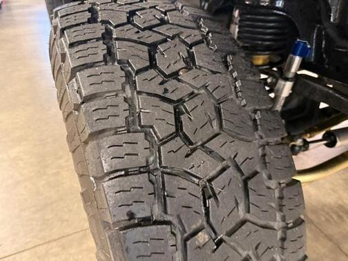Earl Clearcoat 2023 Jeep Wrangler 4xe Sahara