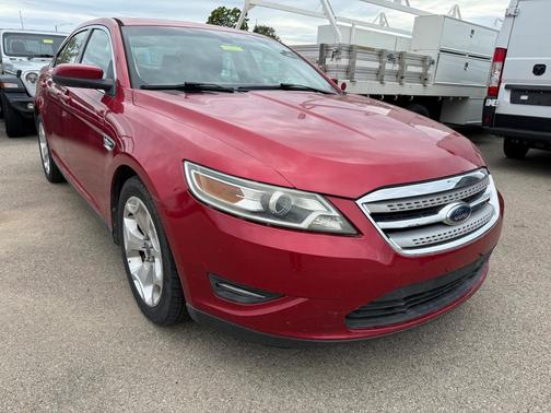 2010 Ford Taurus SEL