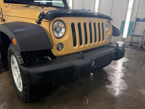 2014 Jeep Wrangler Unlimited Sport RHD