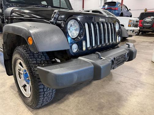 Black Clearcoat 2017 Jeep Wrangler Unlimited Sport RHD