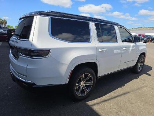 Bright White Clearcoat 2023 Jeep Grand Wagoneer 4x4