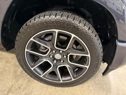 Maximum Steel Metallic Clearcoat 2021 RAM 1500 Laramie