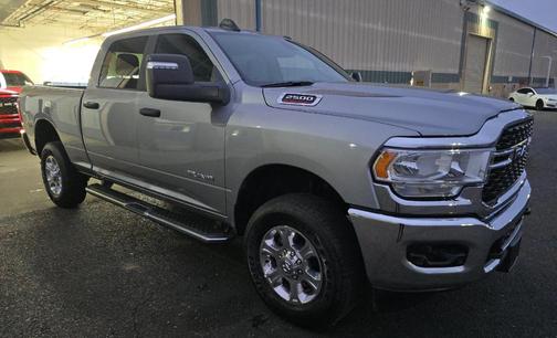 2024 RAM 2500 Big Horn Crew Cab 4x4 6'4' Box