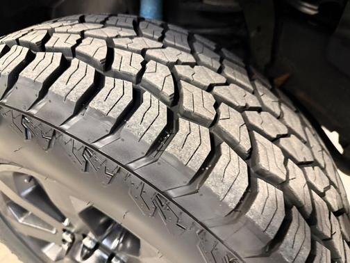 Granite Crystal Metallic Clearcoat 2018 RAM 2500 Big Horn Mega Cab 4x4 6'4' Box