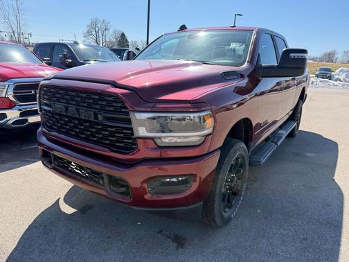 2024 RAM 2500 Big Horn Crew Cab 4x4 6'4' Box