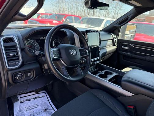 2024 RAM 2500 Big Horn Crew Cab 4x4 6'4' Box