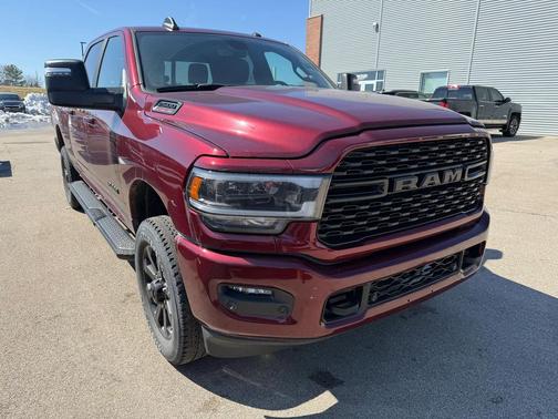 2024 RAM 2500 Big Horn Crew Cab 4x4 6'4' Box