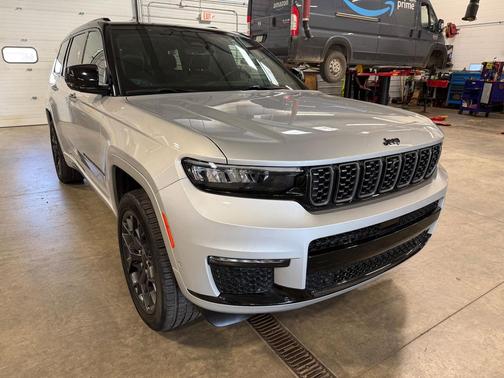 Silver Zynith 2024 Jeep Grand Cherokee L Summit Reserve